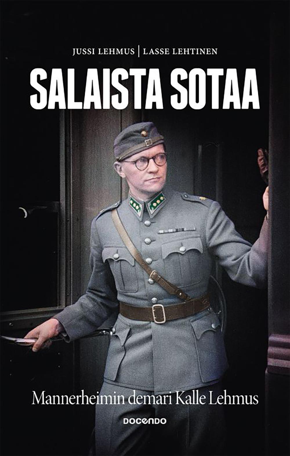 Salaista sotaa -kirjan kansi.