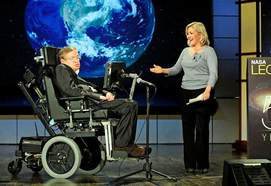 Stephen ja Lucy Hawking.
